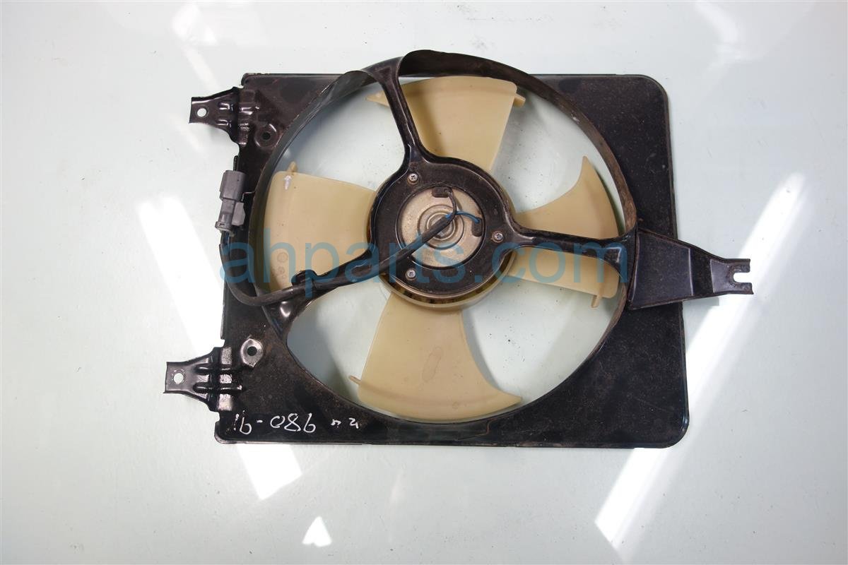 $25 Honda AC CONDENSER FAN ASSEMBLY