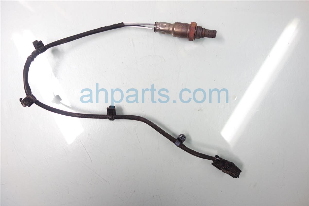 $25 Honda FRONT LOWER OXYGEN SENSOR