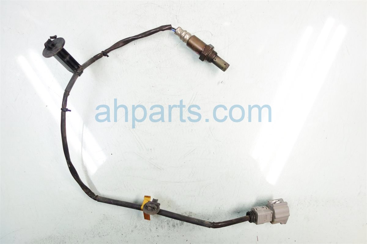 $25 Toyota INTERMEDIATE PIPE OXYGEN SENSOR