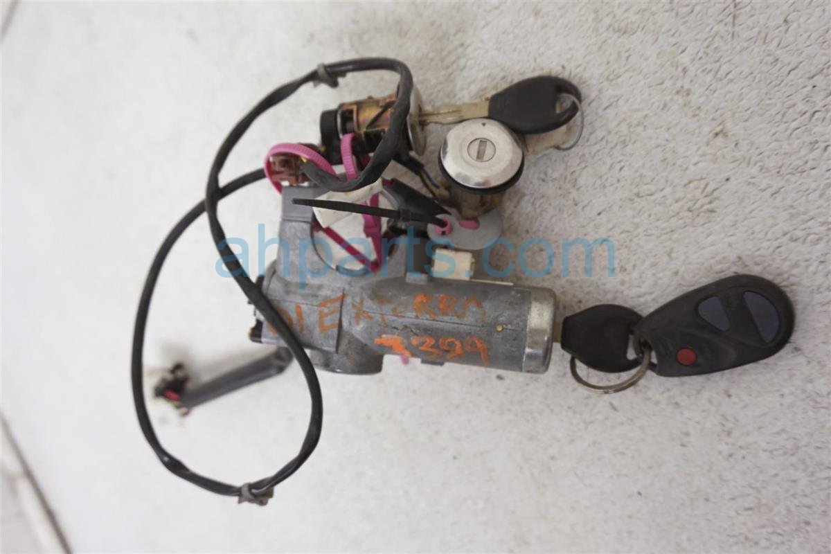 $75 Nissan IGNITION CYLINDER + KEY