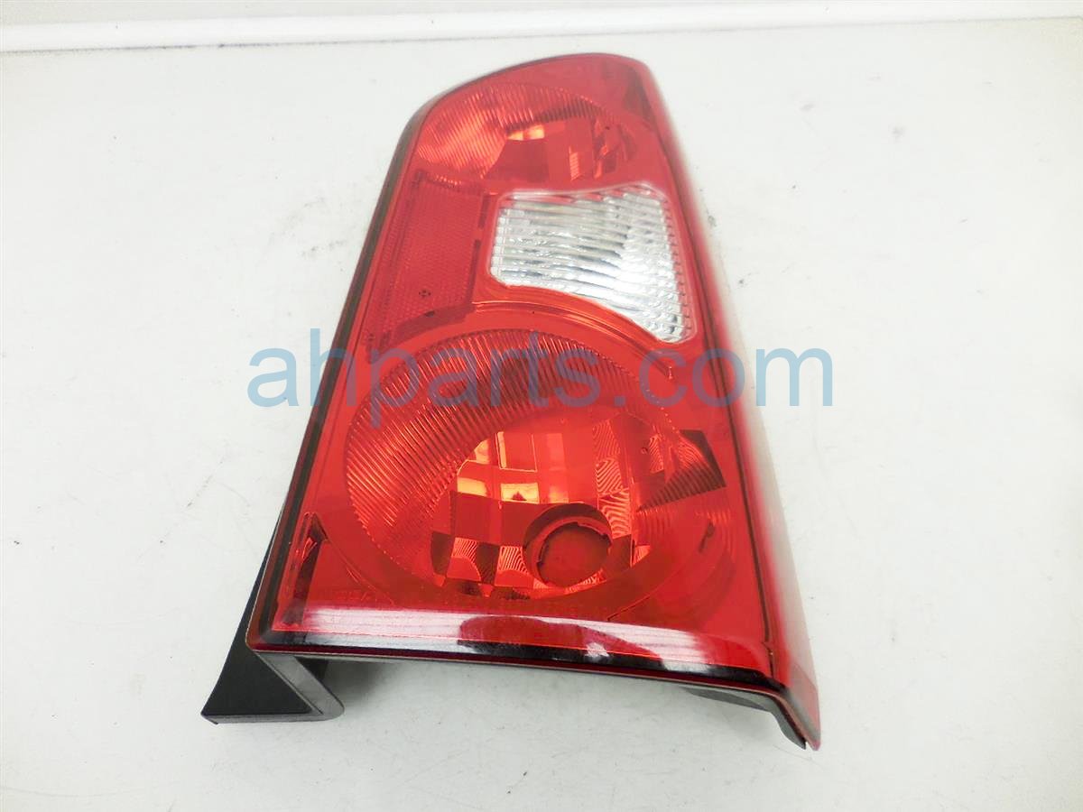 $39 Nissan RH Tail Lamp Assembly