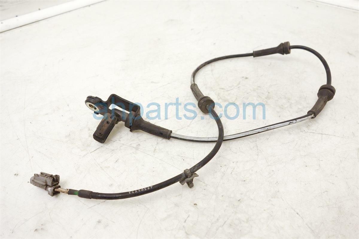 $24 Nissan FR/RH ABS SENSOR