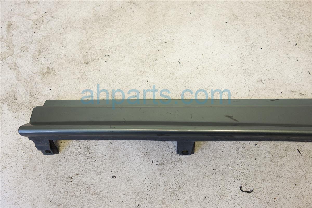 $35 Nissan FR/RH SIDE SKIRT, GREEN, SL