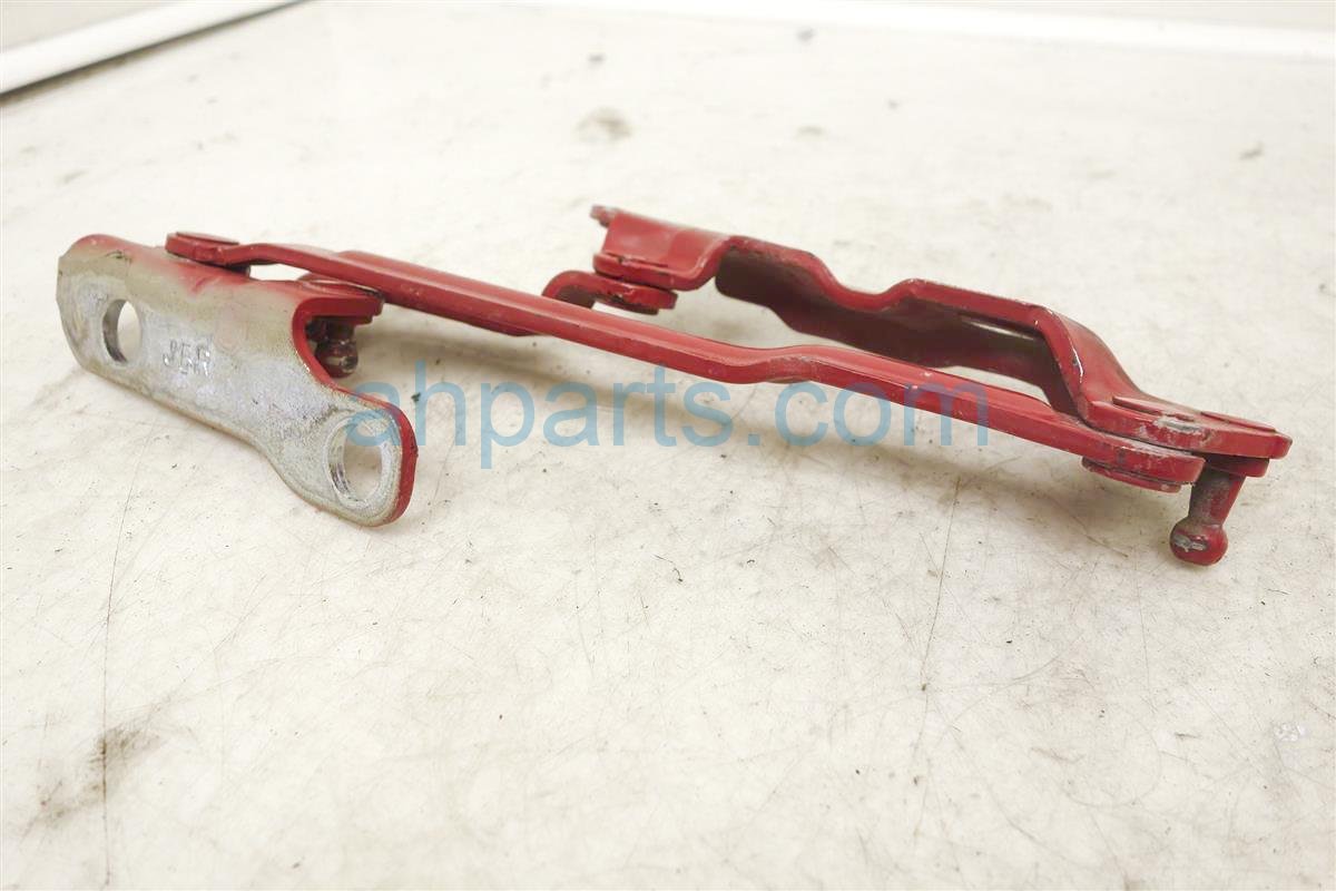 $14 Nissan RH TRUNK HINGE