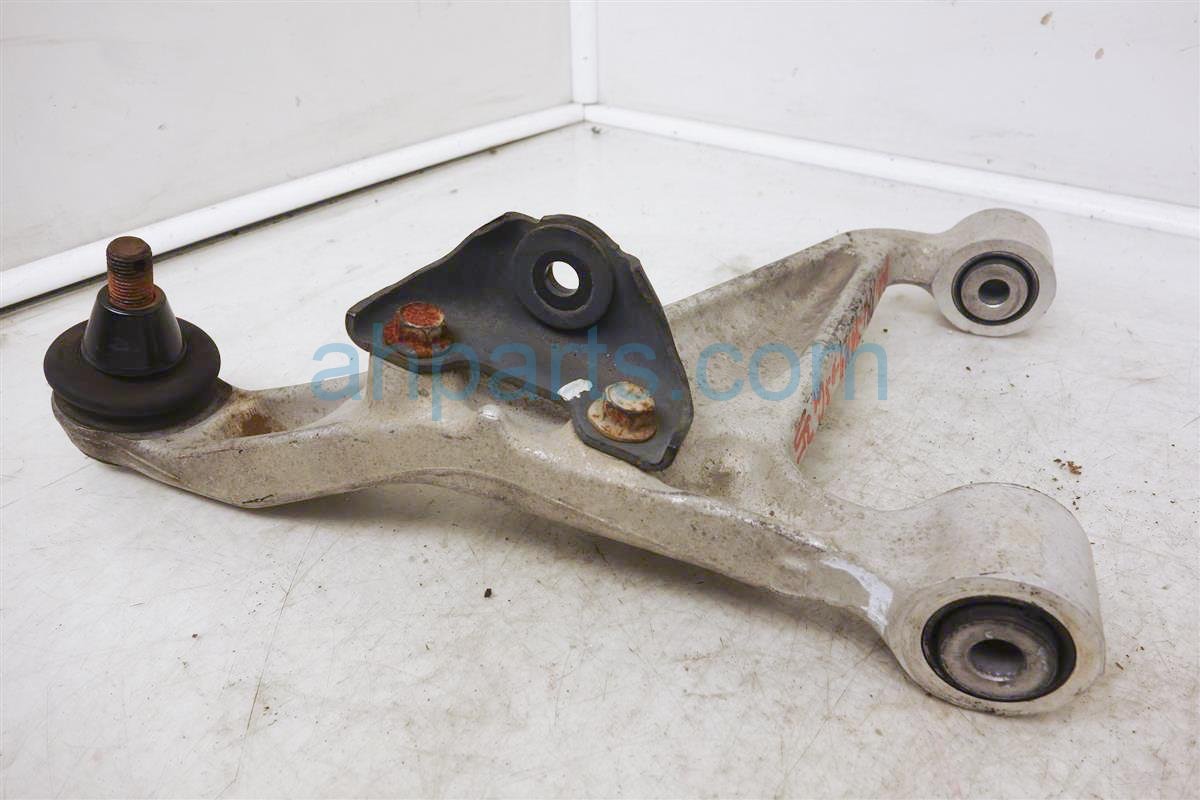 $29 Infiniti RR/LH UPPER CONTROL ARM