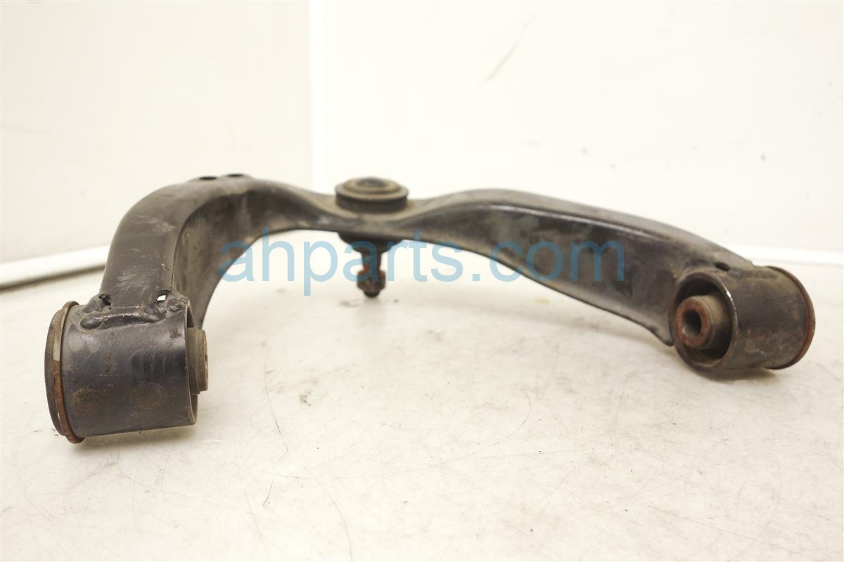 $29 Nissan FR/RH UPPER CONTROL ARM