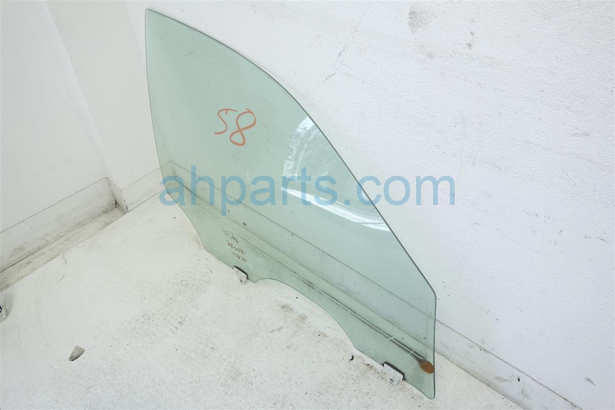 $45 Infiniti FR/RH DOOR WINDOW GLASS