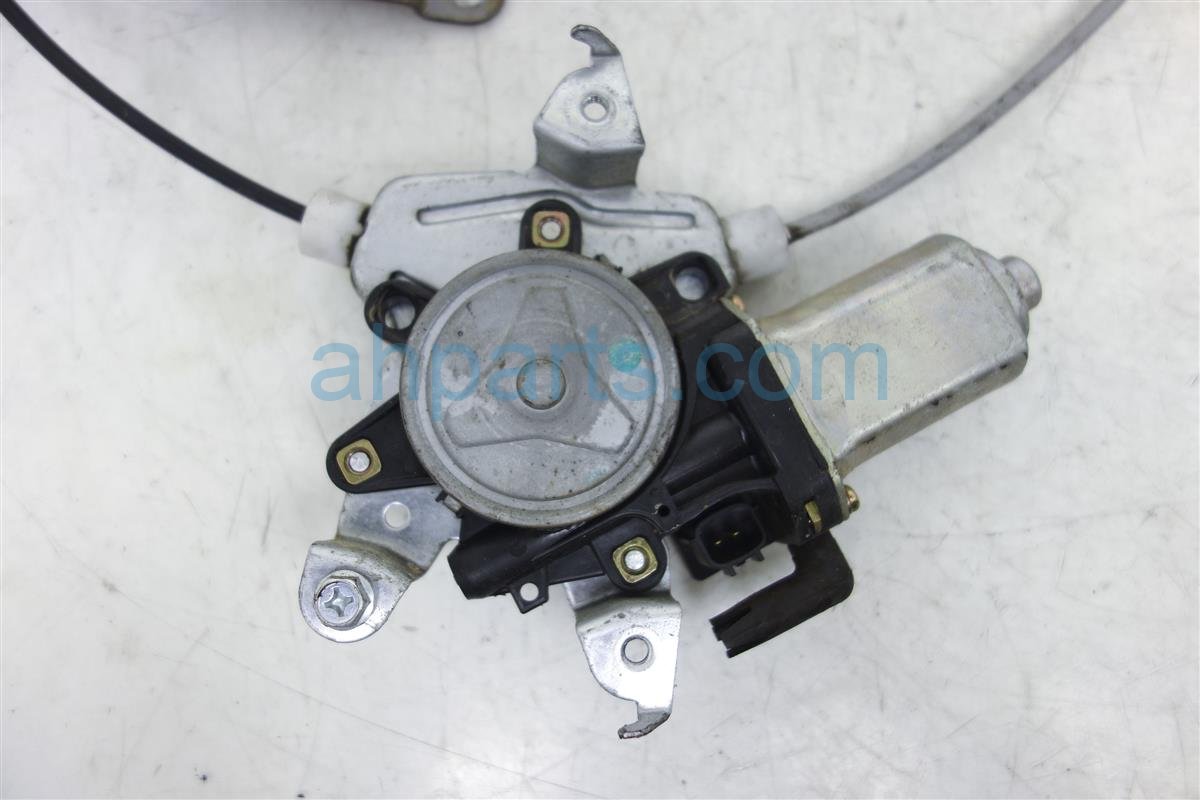 $35 Nissan RR/LH WINDOW REGULATOR