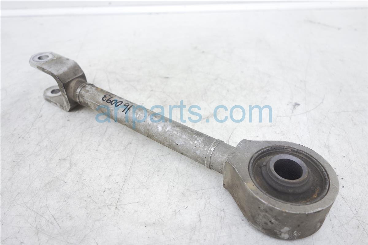 $25 Nissan RR/RH RADIUS ROD, MT