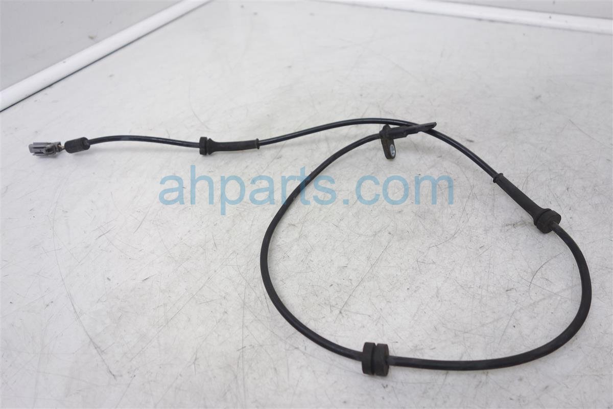 $13 Nissan FRONT LEFT ABS SENSOR