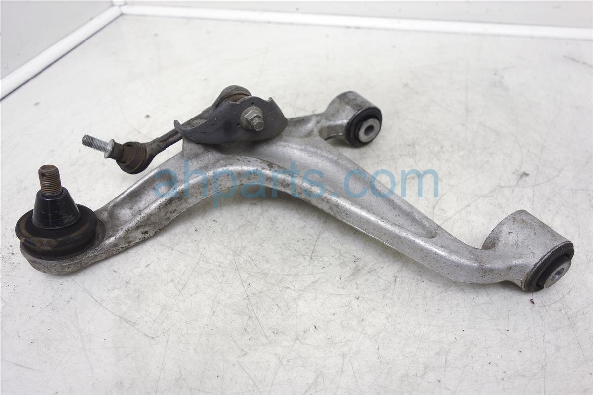 $24 Nissan RR/RH UPPER CONTROL ARM