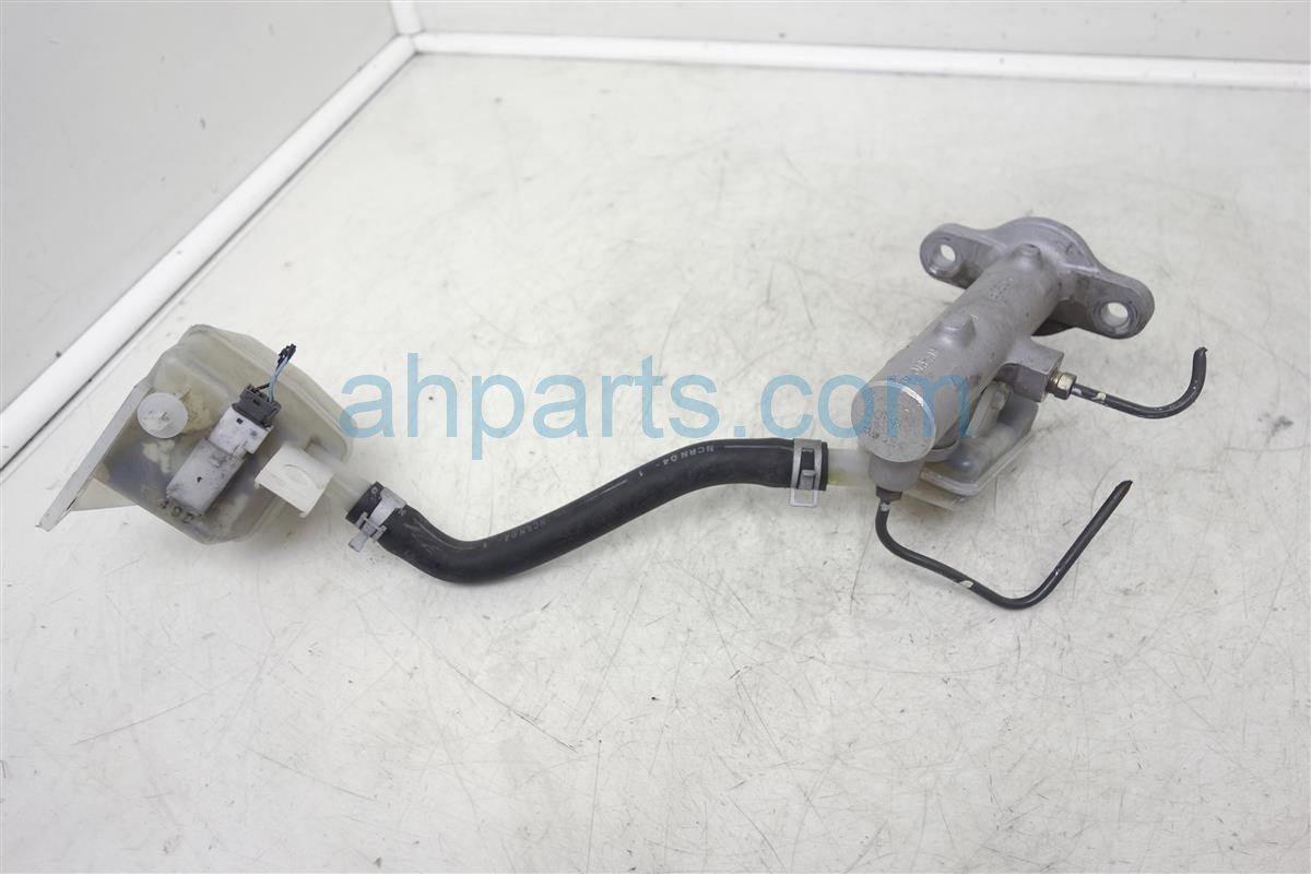 $29 Nissan BRAKE MASTER CYLINDER