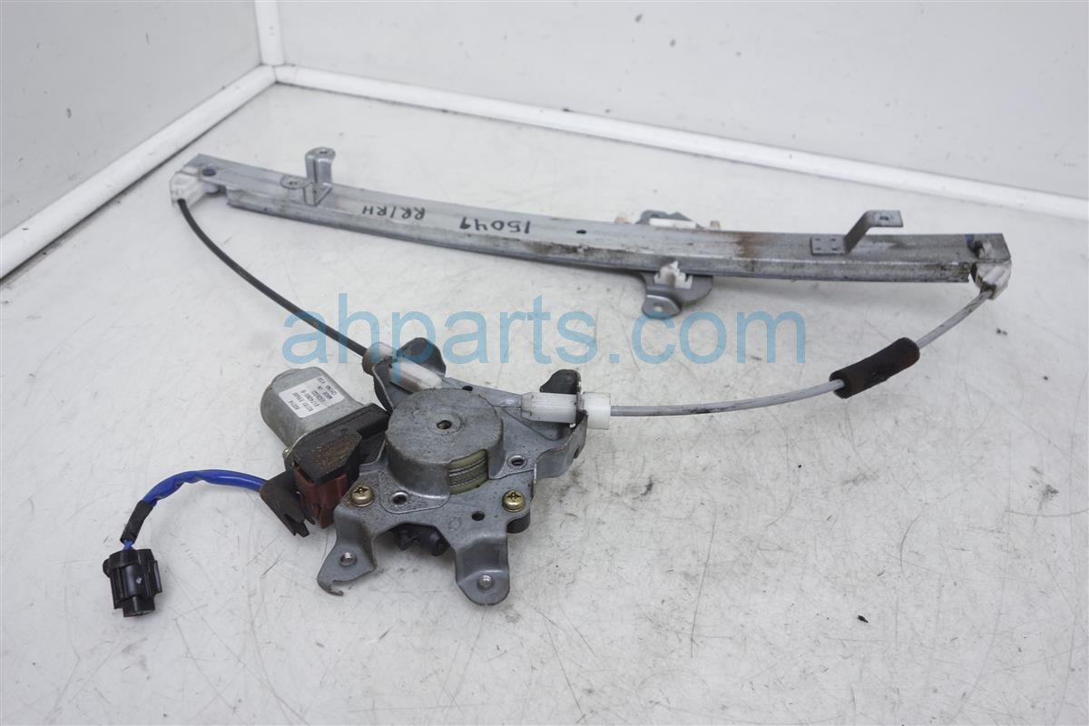 $39 Nissan RR/RH WINDOW REGULATOR