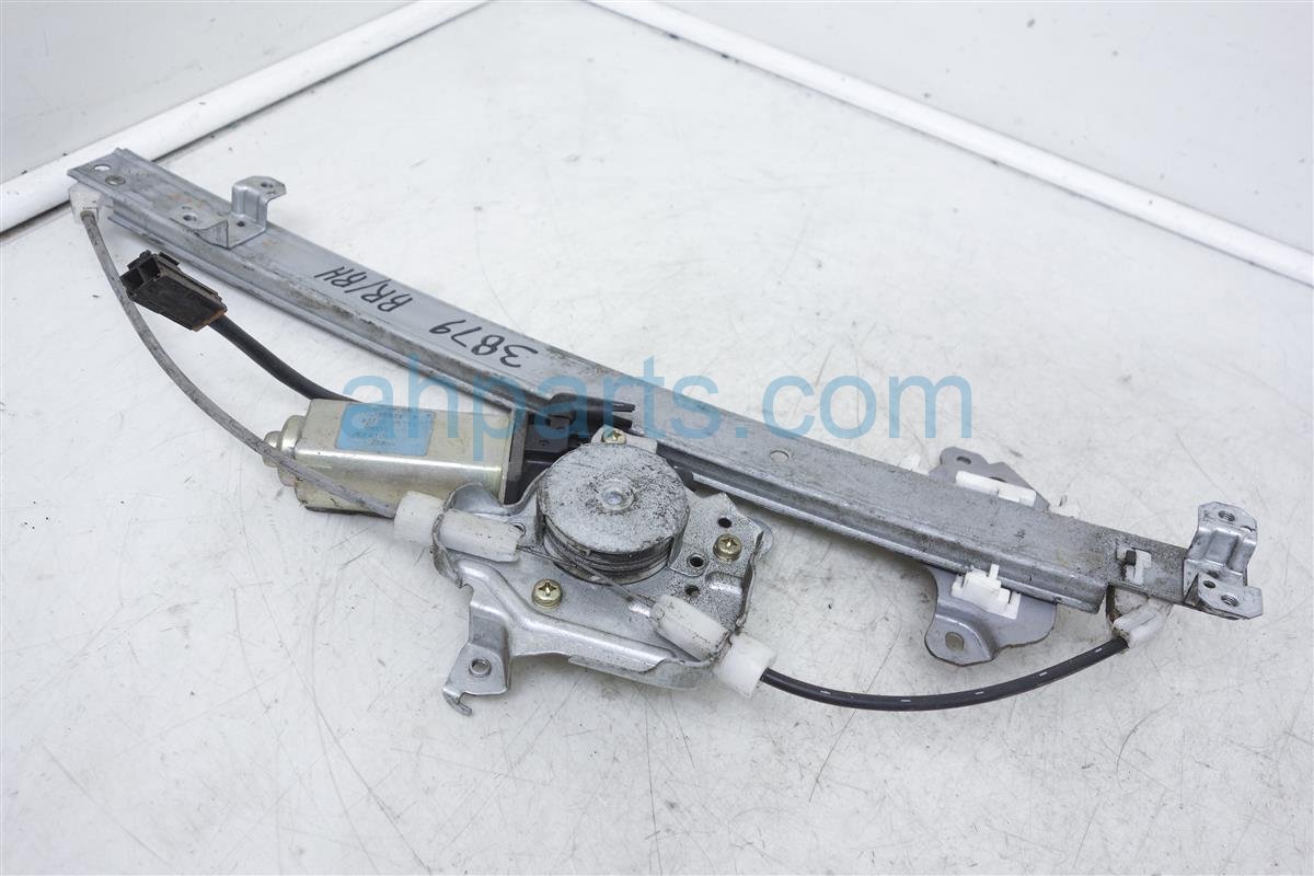 $45 Nissan RR/RH WINDOW REGULATOR