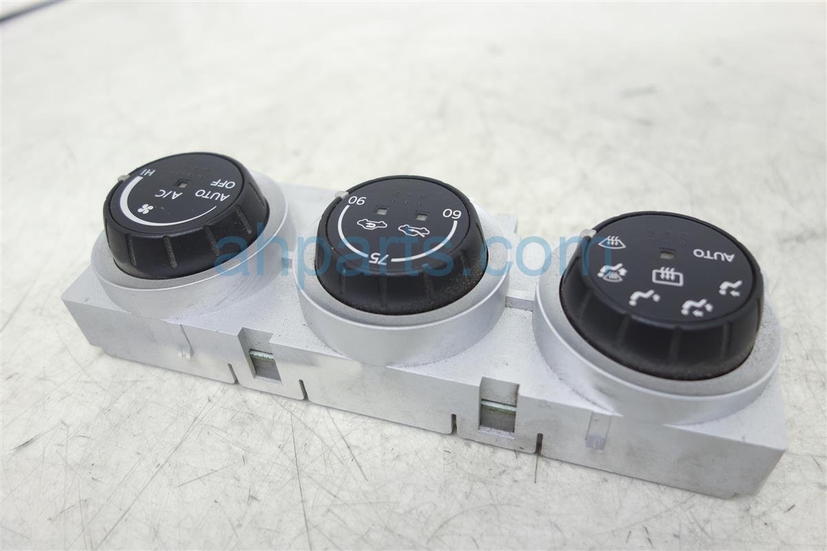 $45 Nissan CLIMATE CONTROL SWITCHES