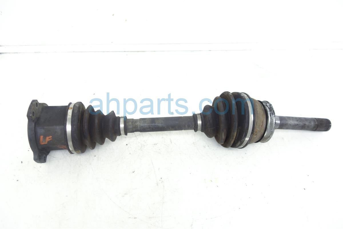 $40 Nissan FR/LH AXLE DRIVE SHAFT