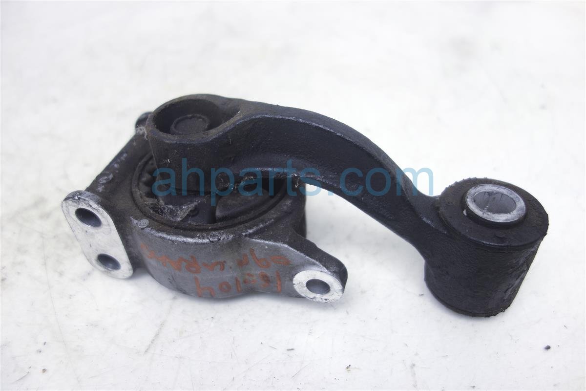 $25 Nissan Torque Rod/Engine Mount 3.5L WGN AT