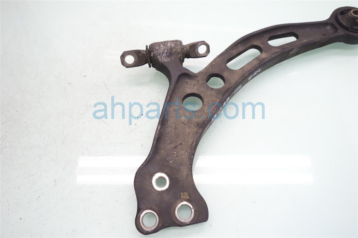 $40 Lexus FR/L LOWER CONTROL ARM