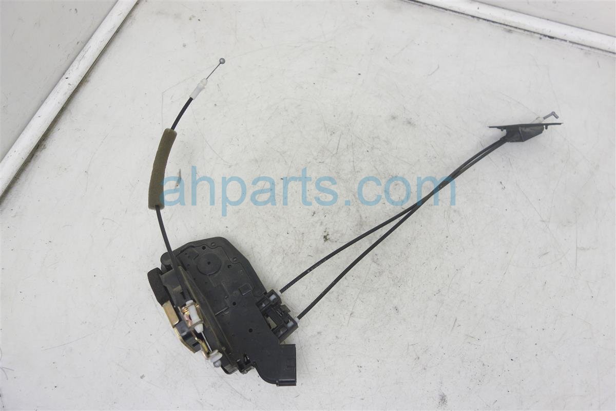 $35 Infiniti RR/RH Door Lock/Latch Assembly