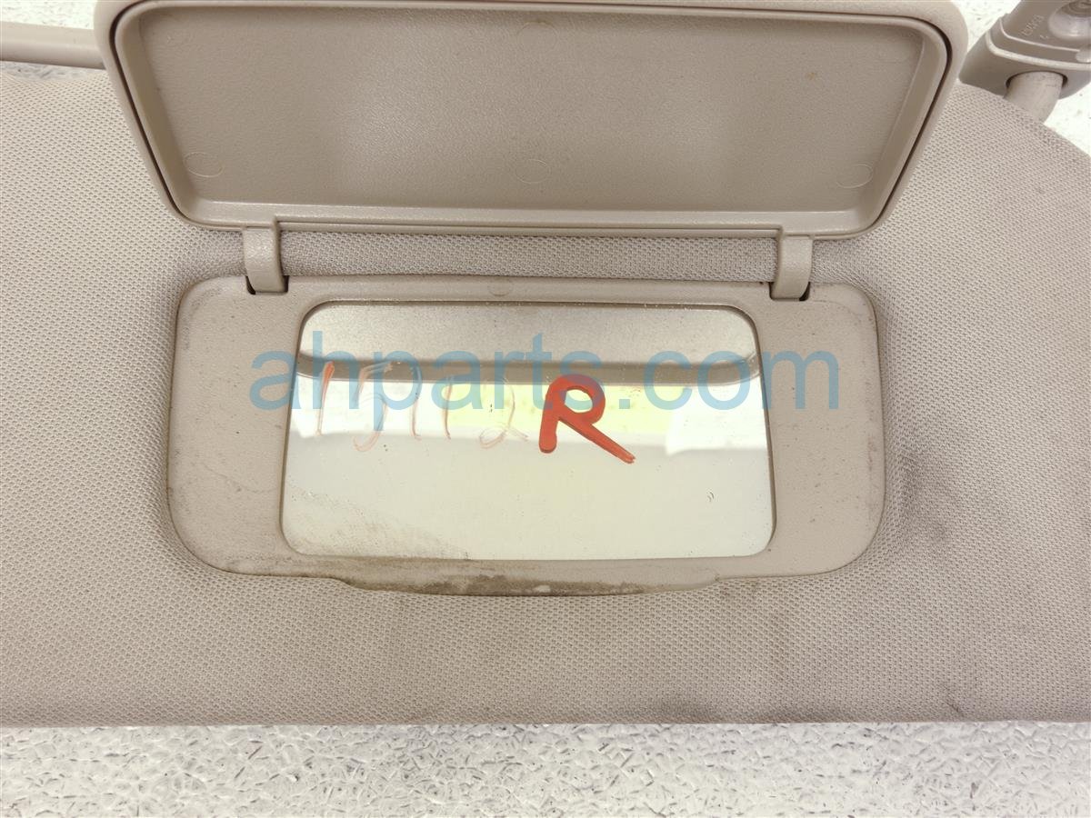 $30 Nissan Passenger Sunvisor W/O Light -Beige