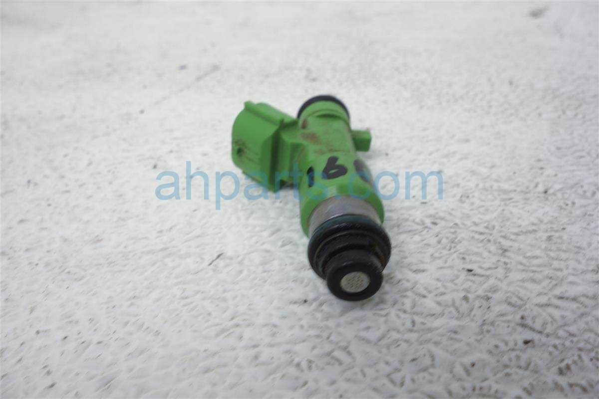 $15 Nissan Fuel Injector -California