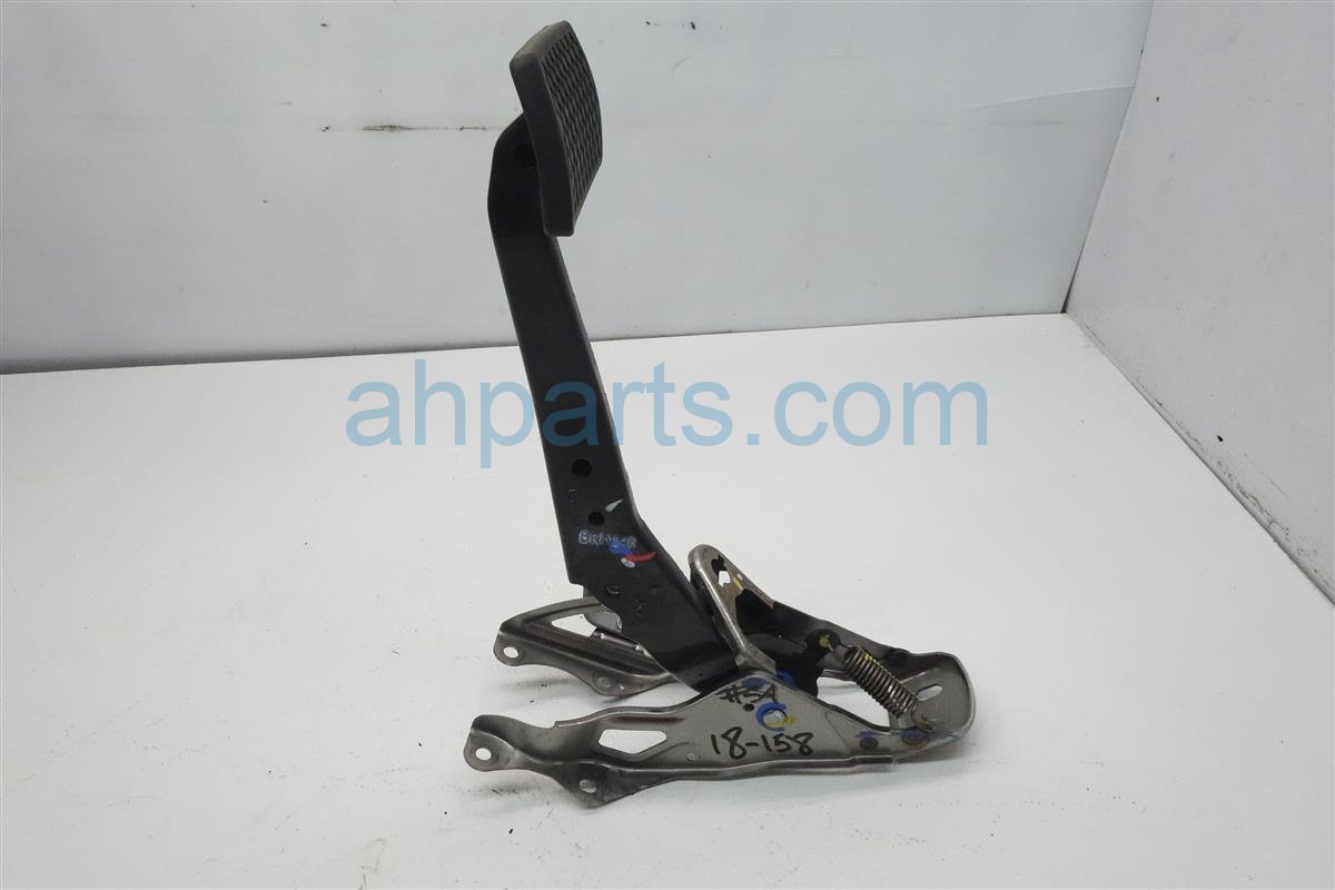 $20 Honda BRAKE PEDAL ASSY