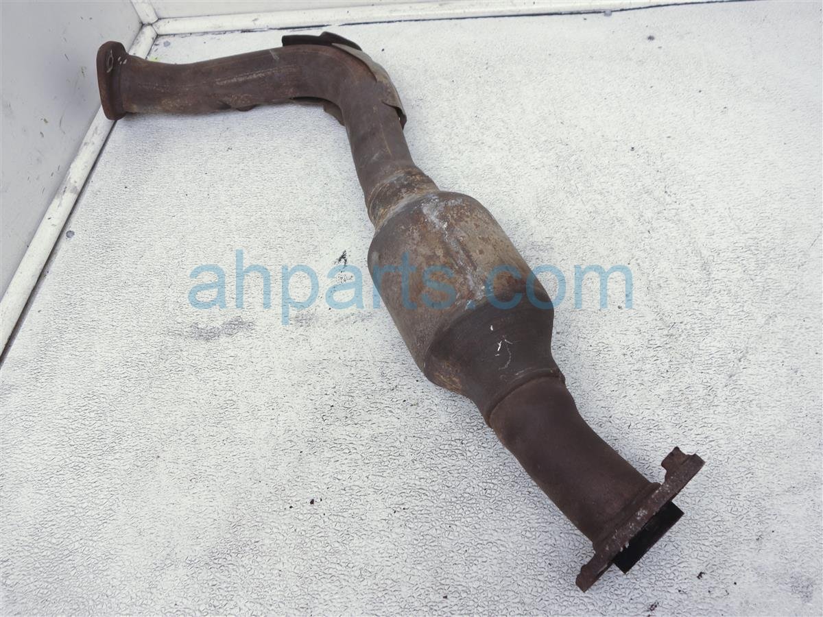 $199 Toyota Intermediate Pipe W/ Converter