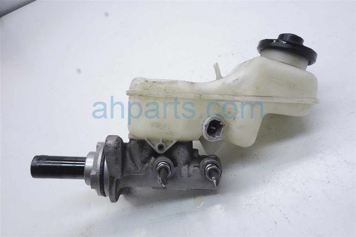 $45 Toyota BRAKE MASTER CYLINDER