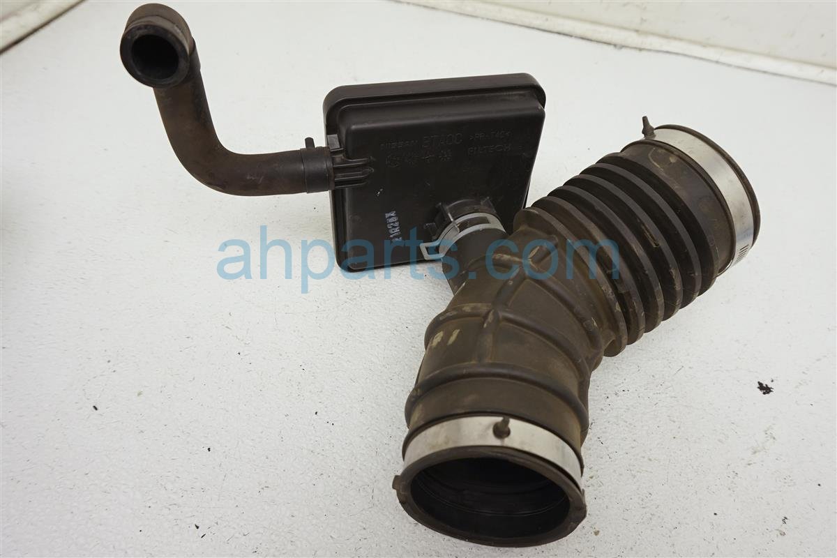 $15 Nissan AIR CLEANER INTAKE TUBE -