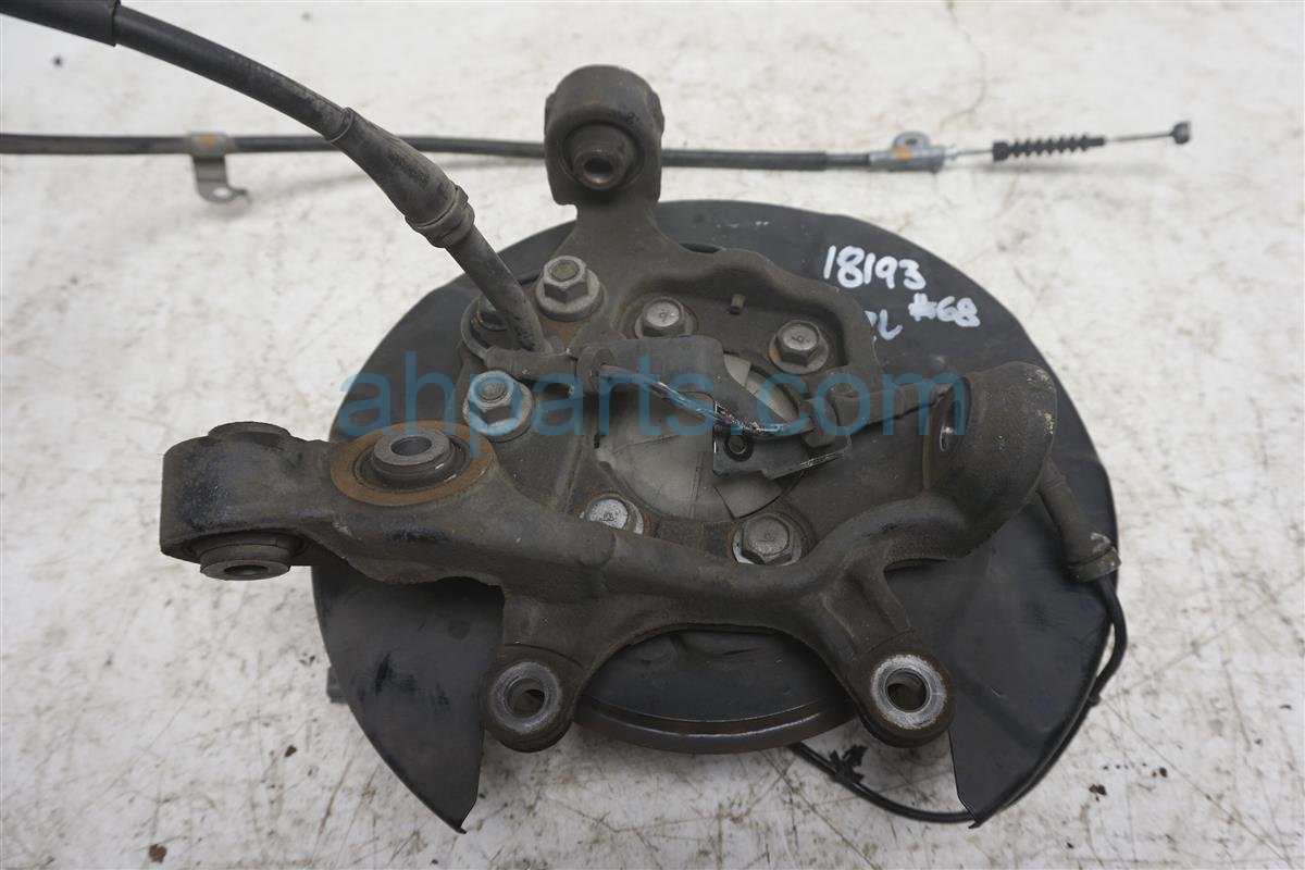 $90 Nissan RR/L SPINDLE KNUCKLE -