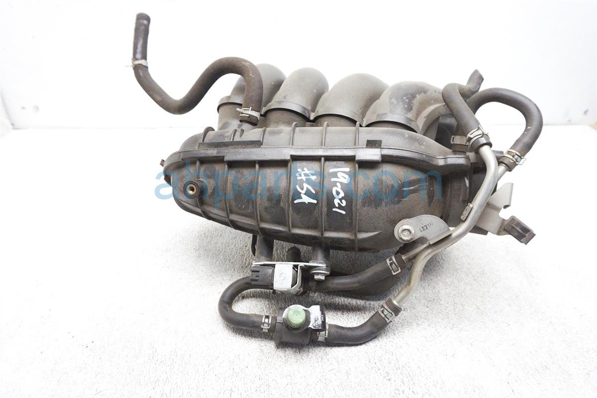 $65 Nissan INTAKE MANIFOLD