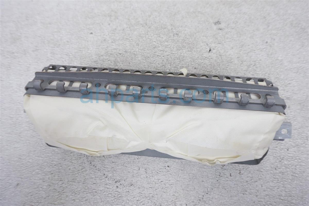 $40 Nissan RH DASHBOARD AIRBAG