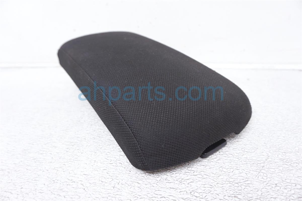 $50 Nissan CENTER CONSOLE ARM REST - BLACK