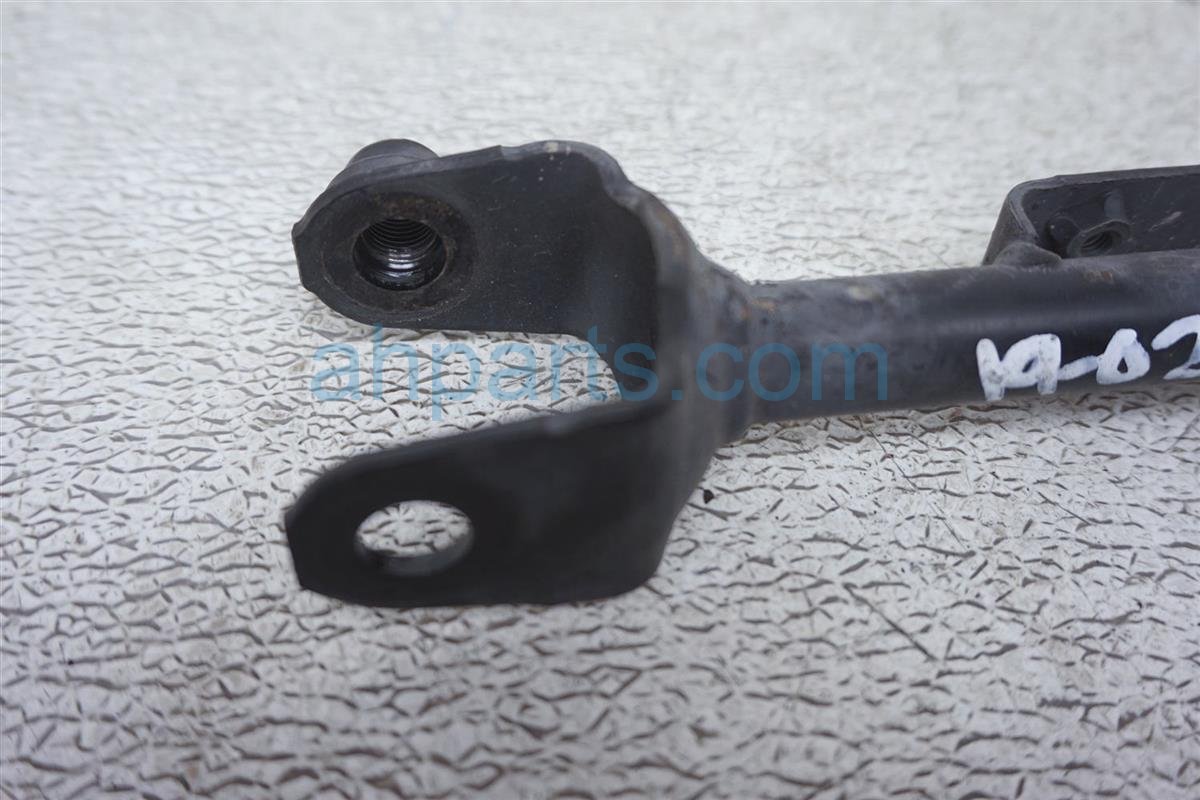 $15 Acura RR/LH UPPER CONTROL ARM