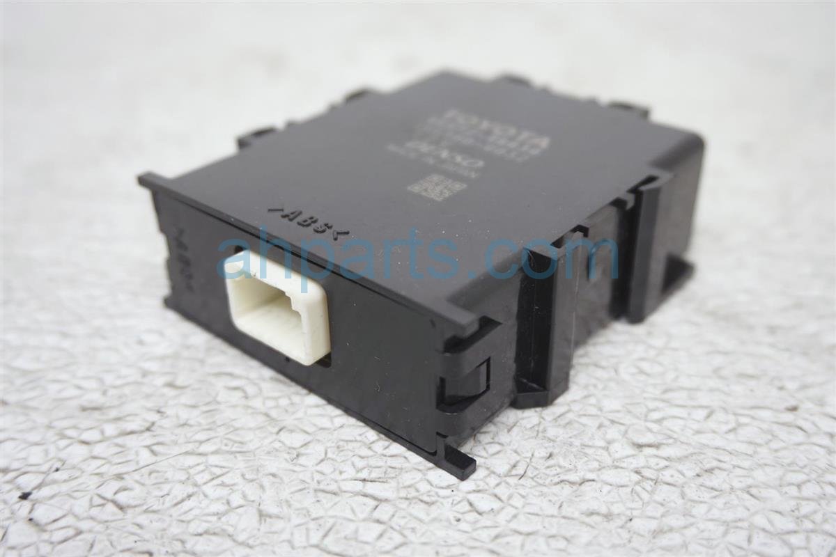 $35 Toyota PEDESTRIAN SPEAKER CONTROL UNIT