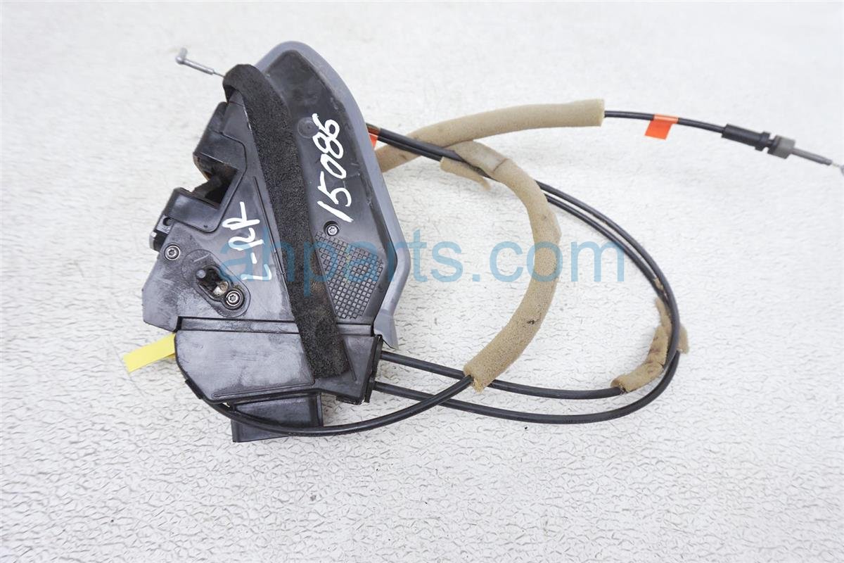 $35 Nissan RR/LH DOOR LOCK ACTUATOR