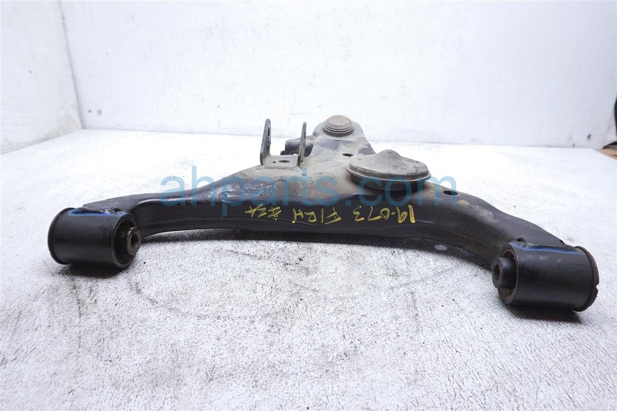 $39 Nissan FR/RH LOWER CONTROL ARM