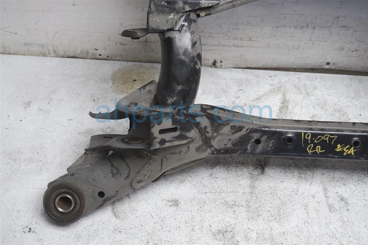 $175 Acura REAR SUB FRAME / CRADLE BEAM