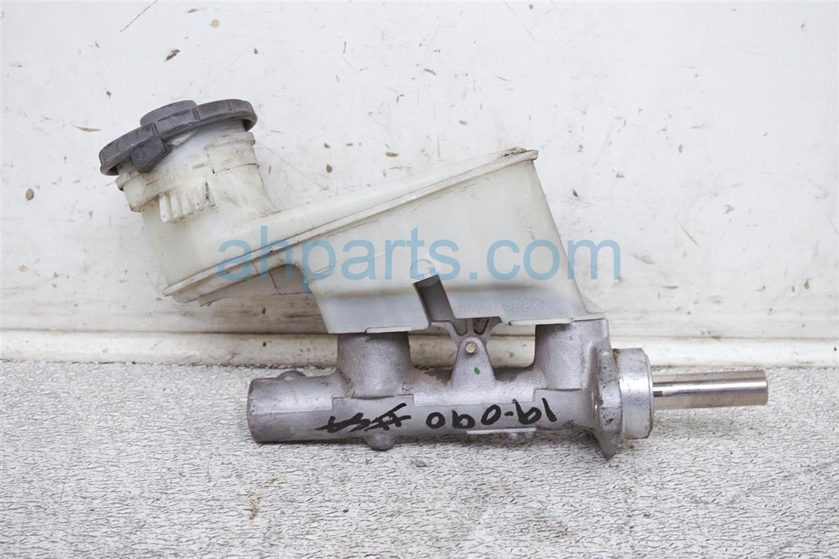 $29 Honda BRAKE MASTER CYLINDER