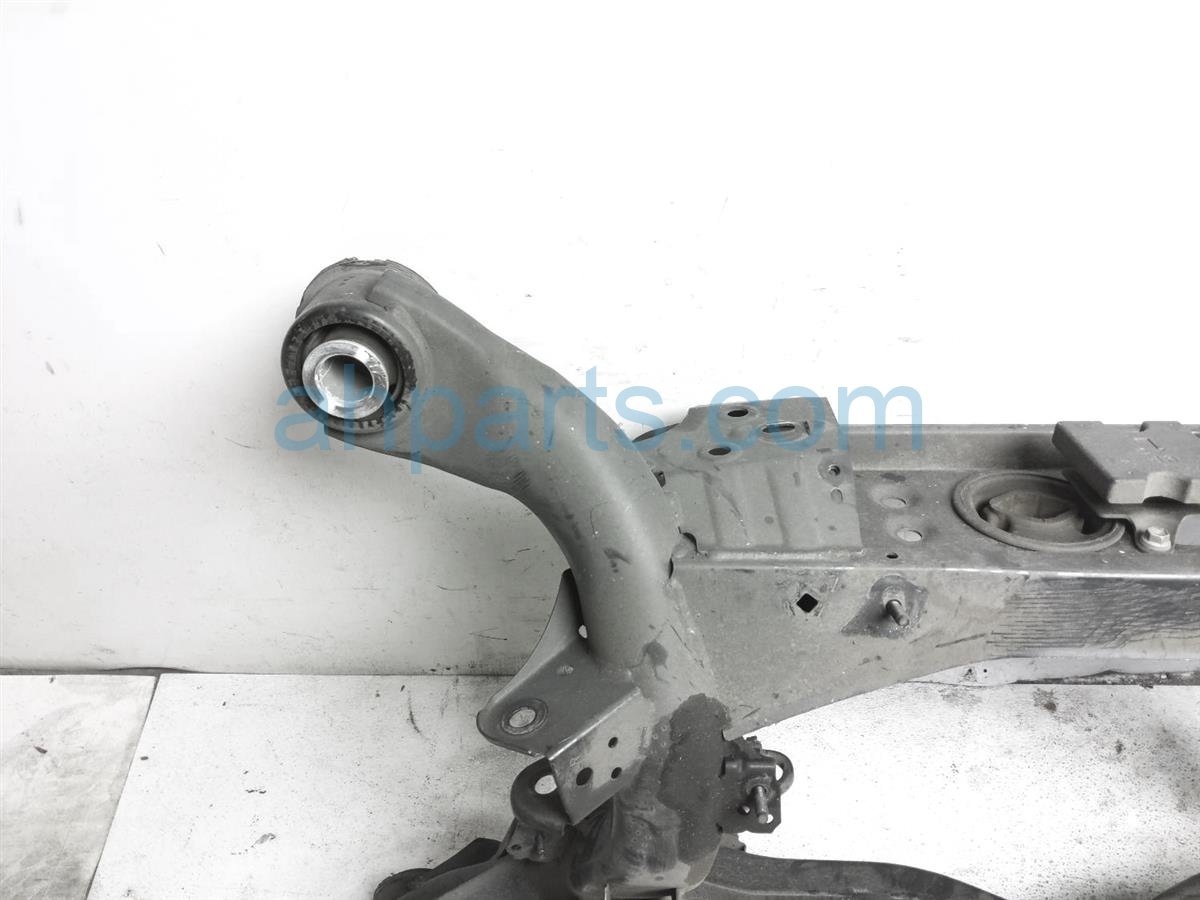 $129 Lexus REAR SUB FRAME / CRADLE