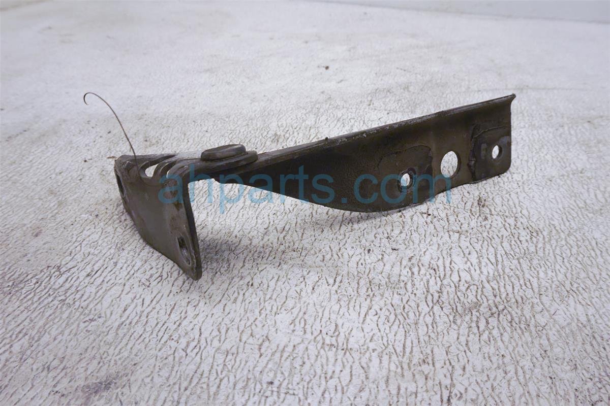 $7 Acura LH HOOD HINGE