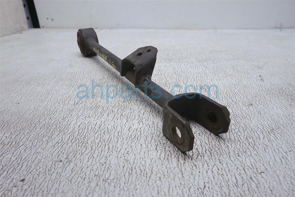 $19 Acura RR/LH TRAILING ARM