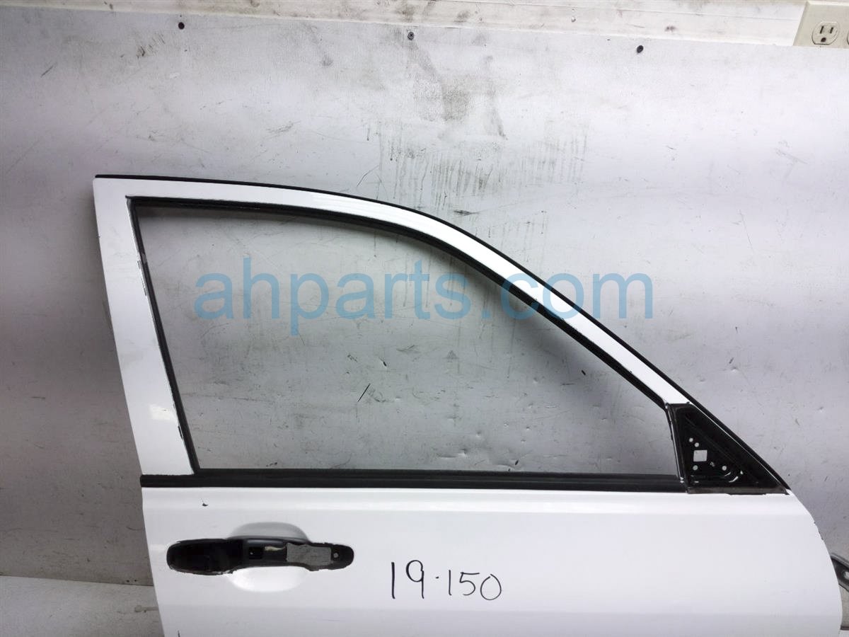 $149 Lexus FR/RH DOOR SHELL - WHITE - DENT