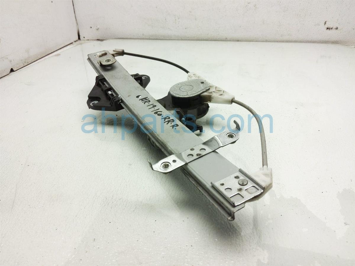 $50 Subaru RR/RH DOOR WINDOW REGULATOR