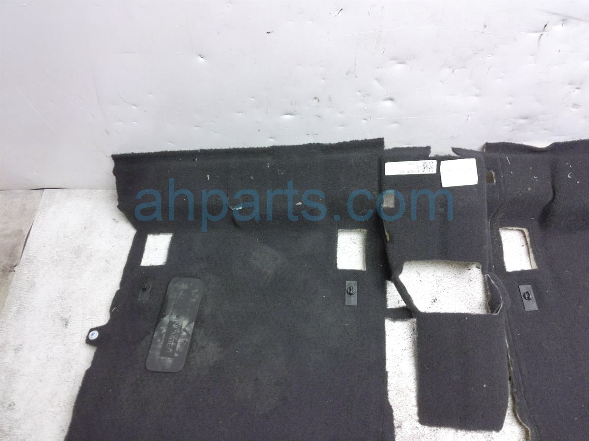 $95 Honda FRONT FLOOR CARPET - BLACK