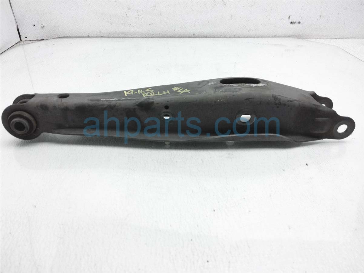 $40 Lexus RR/LH STRUT MOUNT CONTROL ARM