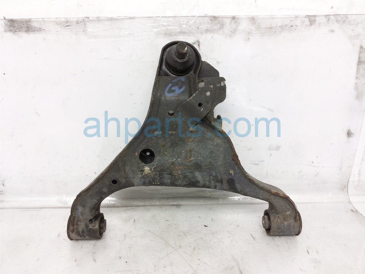 $39 Nissan FR/RH LOWER CONTROL ARM