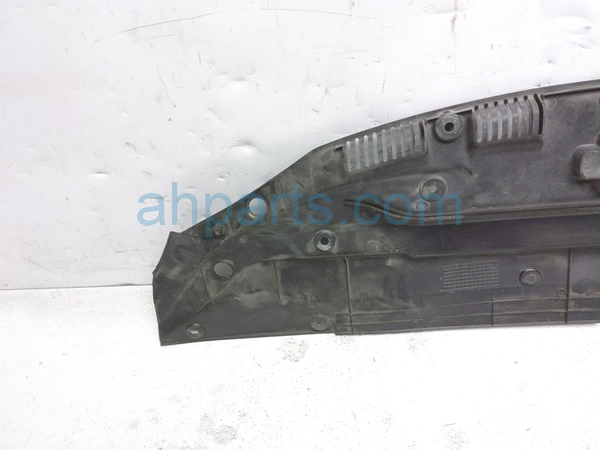 $75 Lexus UPPER GRILLE ENGINE SIGHT SHIELD