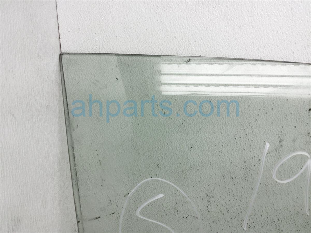 $50 Toyota FR/RH DOOR WINDOW GLASS