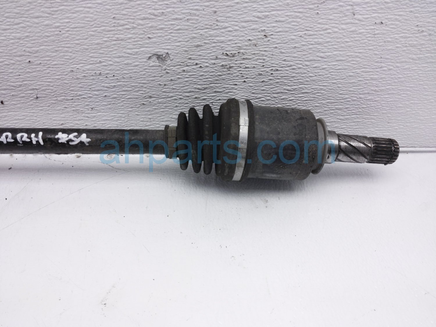 $70 Subaru RR/RH AXLE DRIVE SHAFT